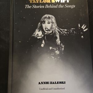 Taylor Swift Book
